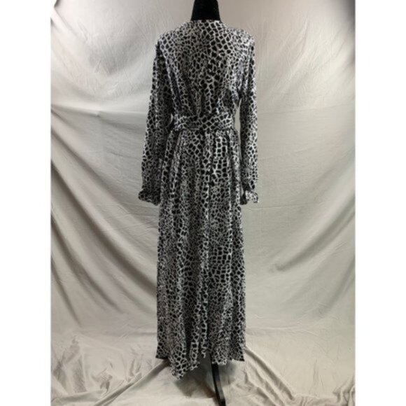 Black And White Animal Print Flounce Sleeve Belted Dress - Picture 7 of 7